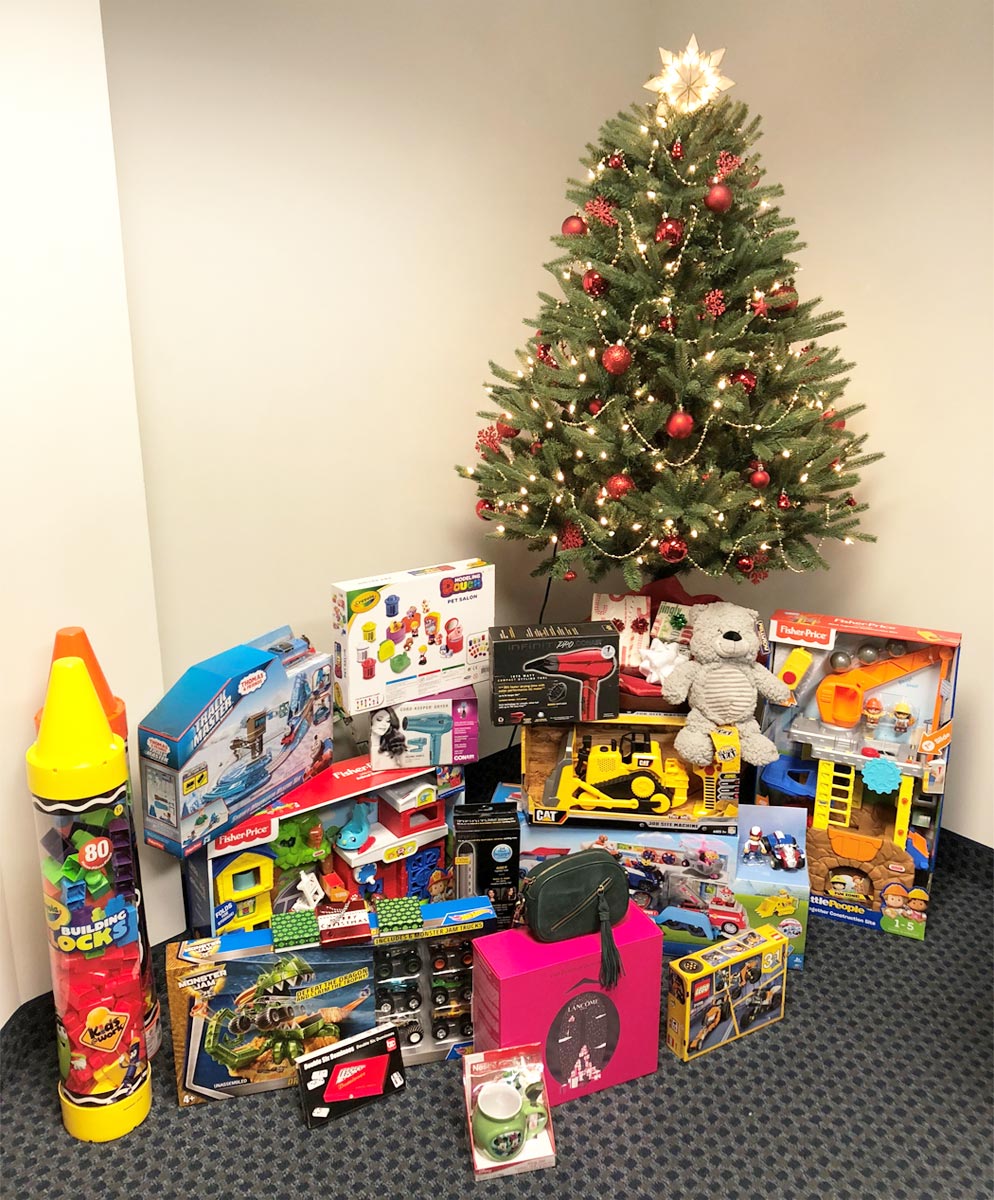 KLRW Participates In Toy Drive To Benefit Jersey Battered Women’s Shelter